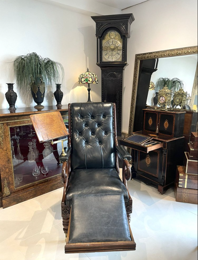 Miniature Furniture William IV Purple Suede Library Chair Four-Legged Pulley