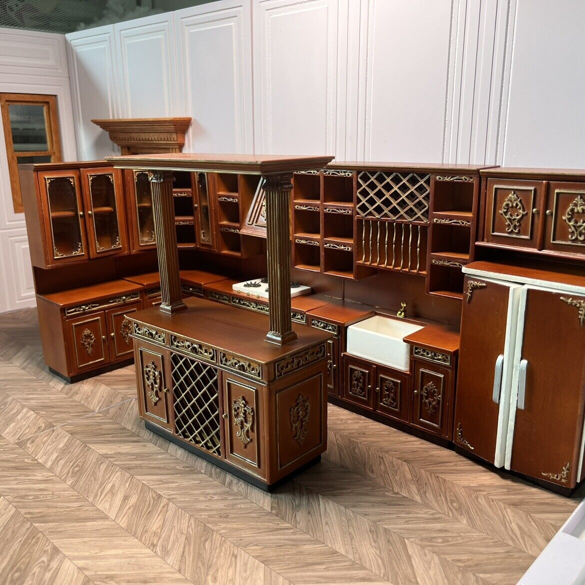 Miniature Mini Dollhouse Furniture Dollhouse Walnut Gold Kitchen Set Blythe 1:12