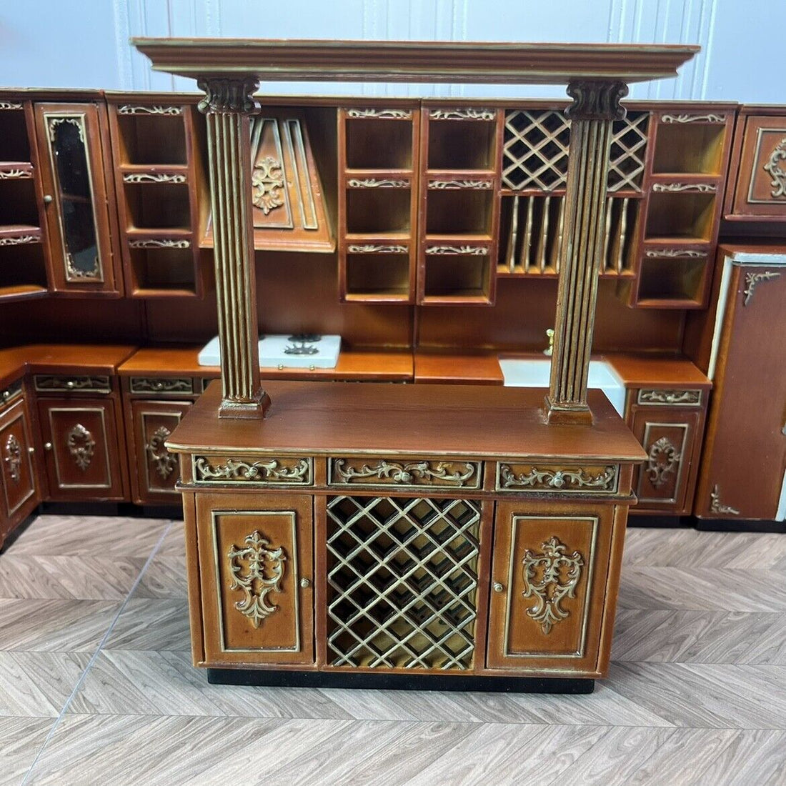 Miniature Mini Dollhouse Furniture Dollhouse Walnut Gold Kitchen Set Blythe 1:12