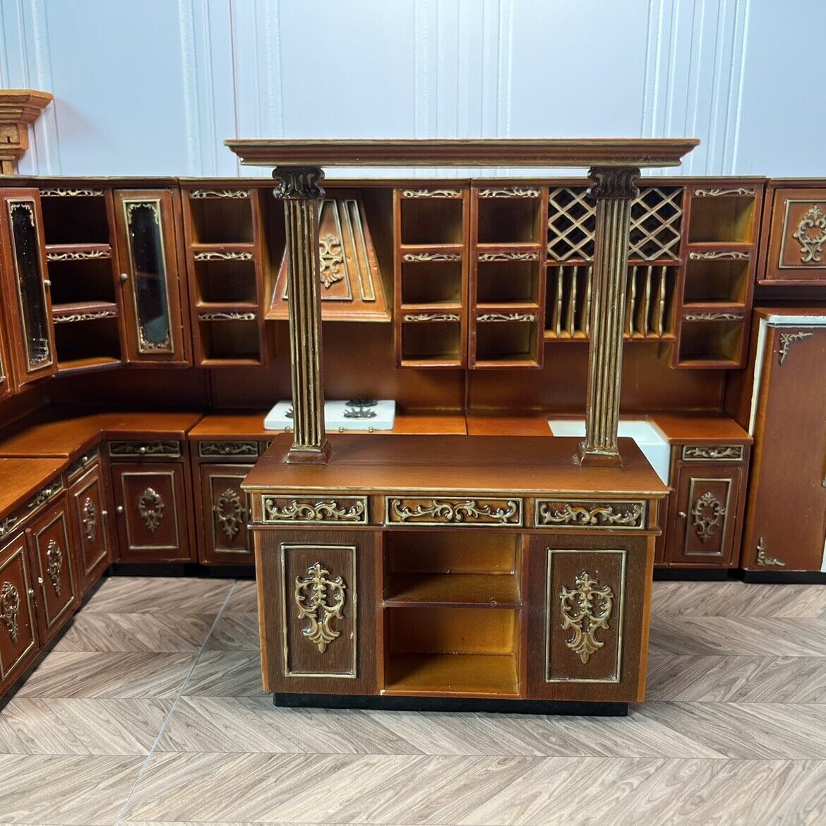 Miniature Mini Dollhouse Furniture Dollhouse Walnut Gold Kitchen Set Blythe 1:12