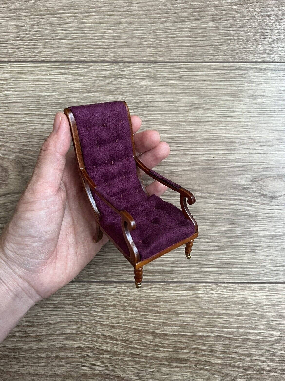 Miniature Furniture William IV Purple Suede Library Chair Four-Legged Pulley