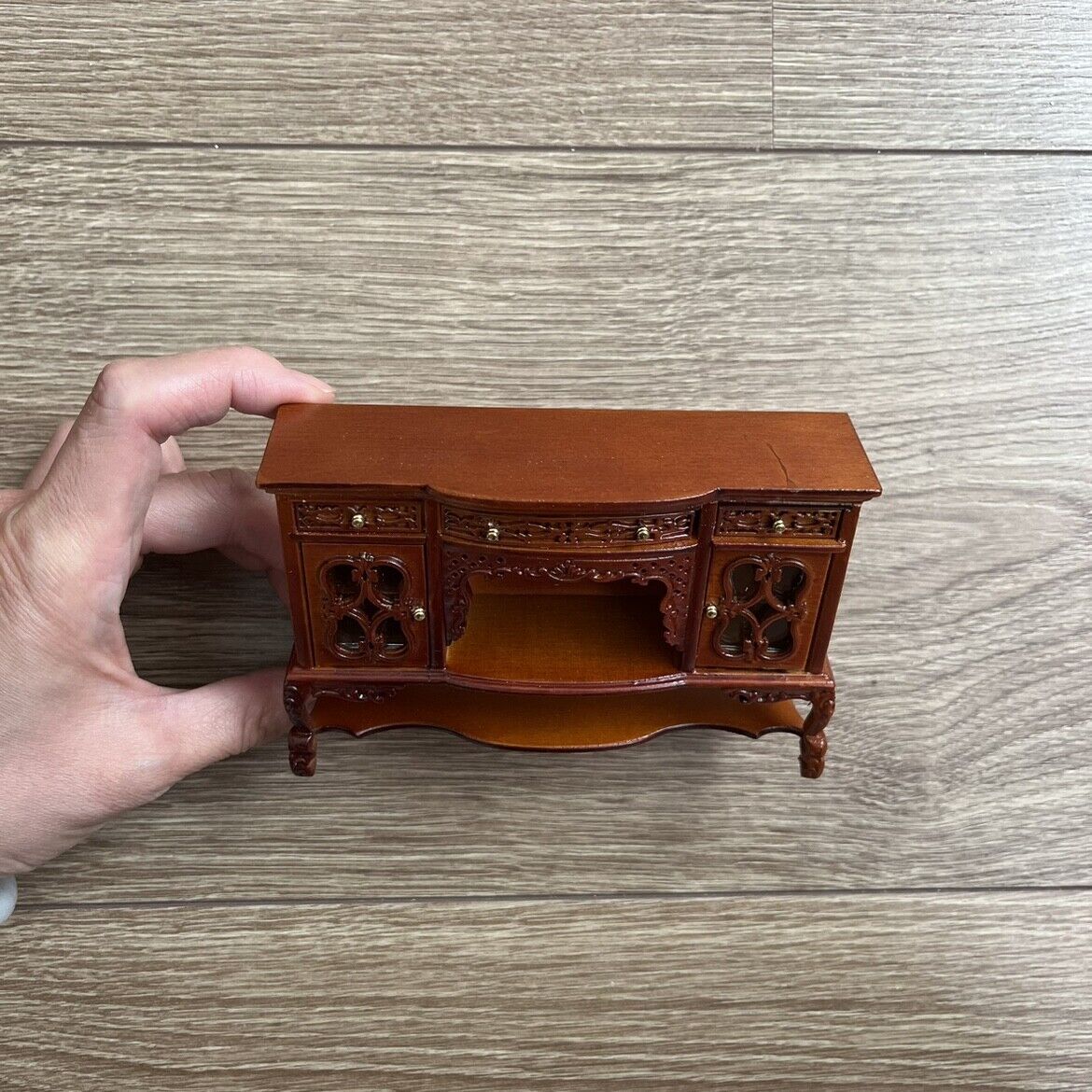 Muebles en miniatura para casa de muñecas OB11, mesa de exhibición de nogal, 1:12 