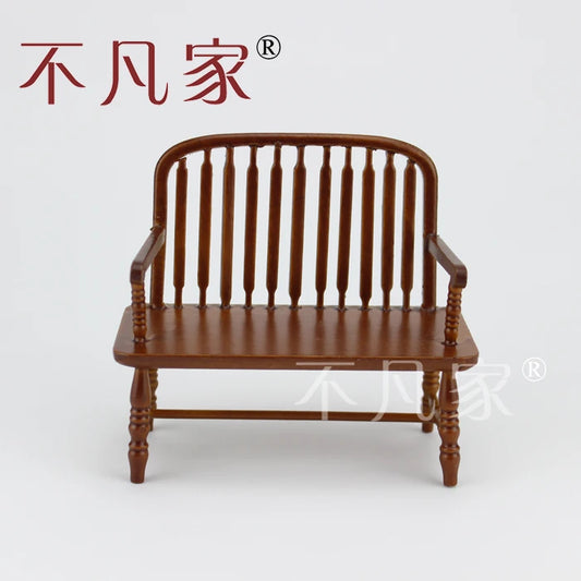 Silla de madera en miniatura a escala 1:12, muebles de casa de muñecas hechos a mano para decorar la sala de estar.