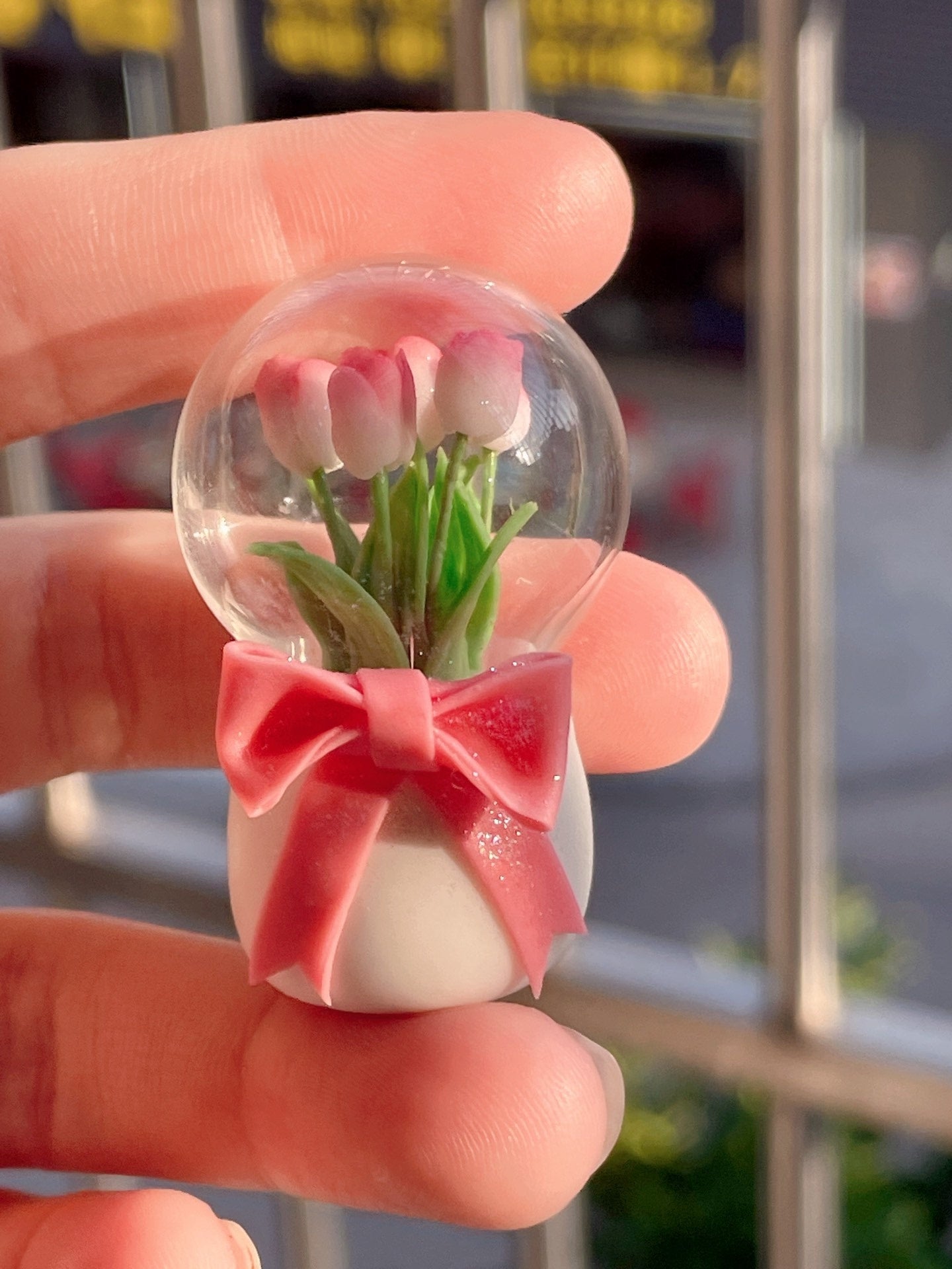 Tulipes miniatures en argile à l'échelle 1:12, scène de pâtisserie, décoration de maison de poupée, accessoires de jeu alimentaires miniatures