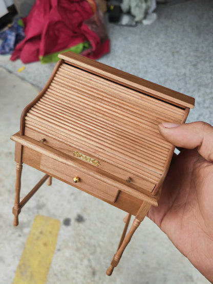 Bureau à volet roulant miniature à l'échelle 1:6 pour maison de poupée Blythe