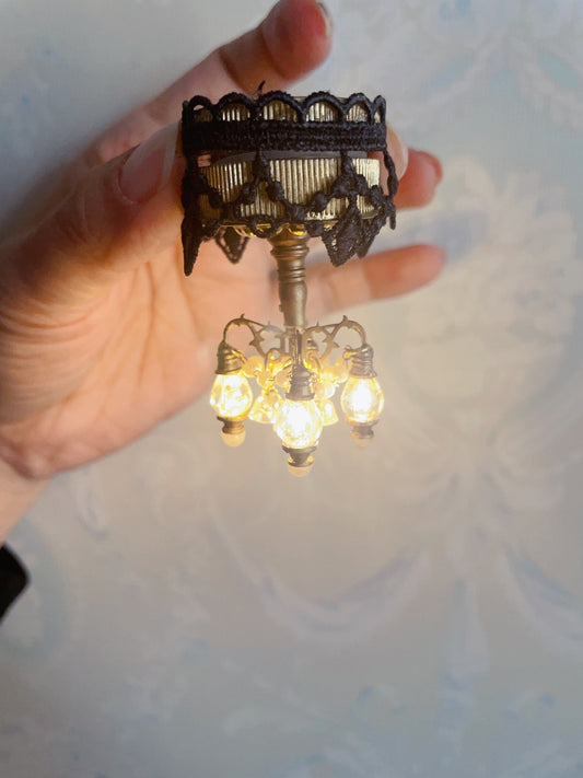 Lámpara de control remoto inalámbrica para casa de muñecas en miniatura a escala 1:12, accesorios para muñecas Blythe