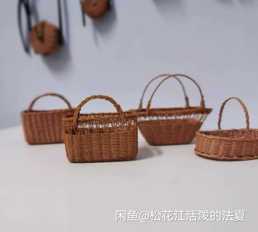 1:6 Scale Miniature Woven Rattan Basket Doll Accessory For Blythe Dollhouse
