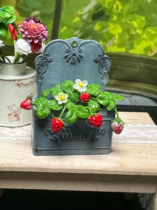 1:12 Scale Miniature Clay Strawberry Drop Decoration