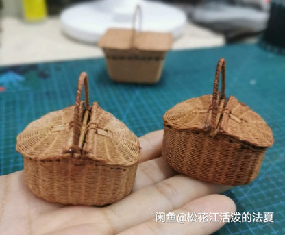 1:6 Scale Miniature Woven Picnic Basket For Blythe And Ob11 Dolls Miniature Dollhouse Accessory