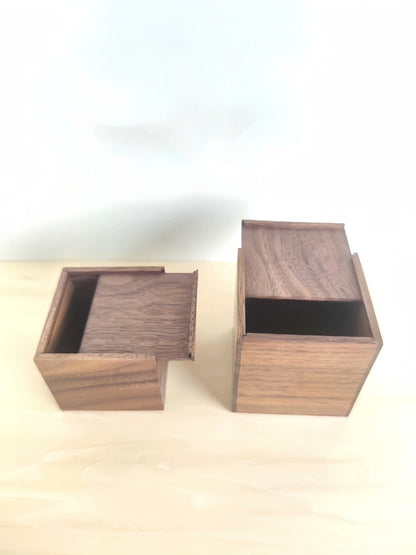 Boîte de rangement miniature en bois de noyer et céramique à l'échelle 1:12, accessoire pour maison de poupée BJD Blythe