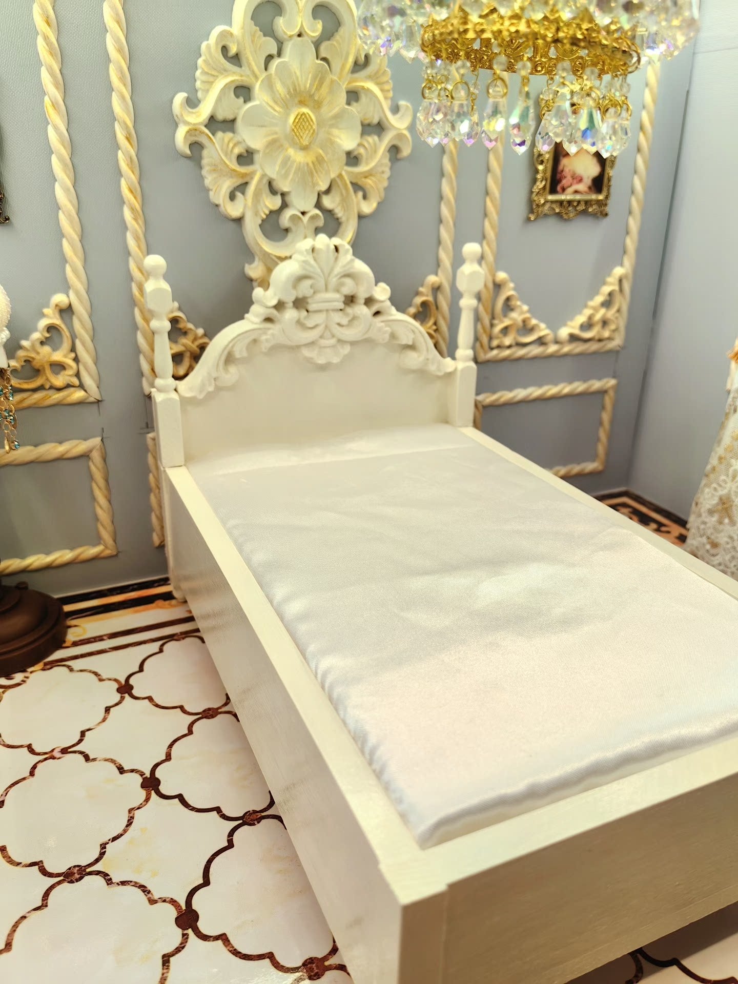 Cama en miniatura a escala 1:12 para casas de muñecas BJD, muebles para dioramas