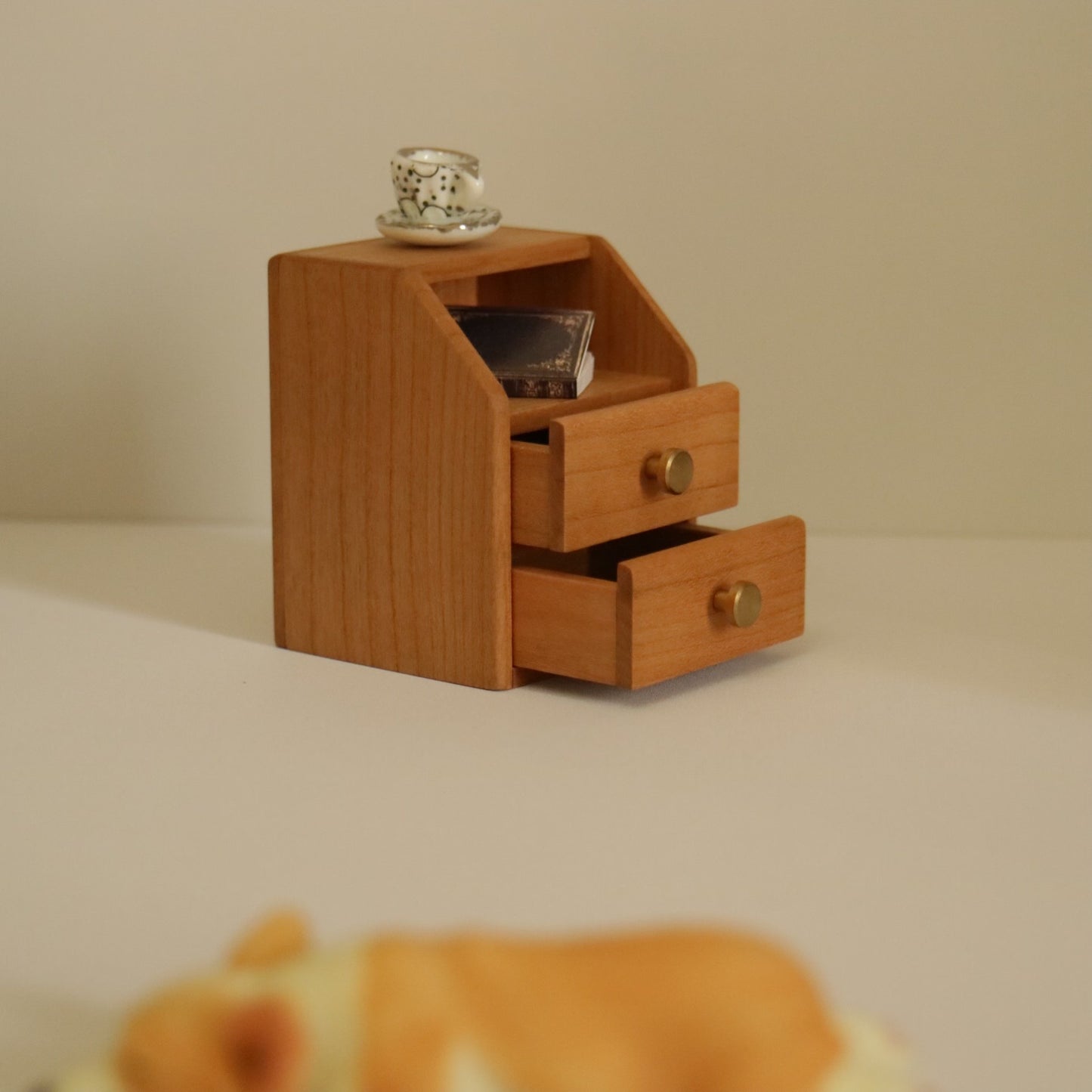 Mesita de noche de madera a escala 1:6, mueble de casa de muñecas en miniatura para Blythe BJD Ob11