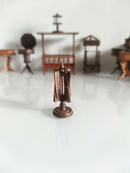 Machine à enrouler miniature pour maison de poupée, meubles de couture, atelier, scène, échelle 1:6