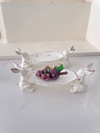 Plateau de figurines de lapin miniatures à l'échelle 1:12, blanc, modèle de maison de poupée, accessoires de jeu de nourriture miniatures