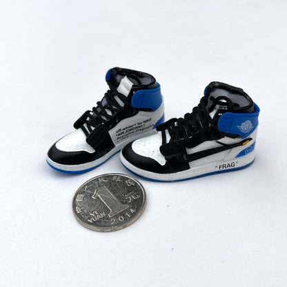 Accesorios para muñecas BJD a escala 1:6: Raqueta de tenis en miniatura y zapatillas para Blythe y figuras de acción.