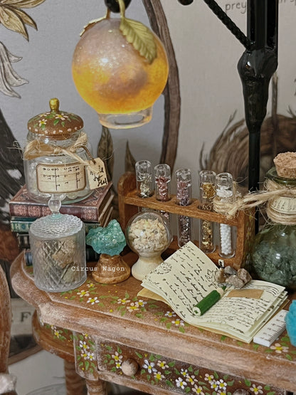 Bureau d'étude miniature pour érudit à l'échelle 1:12, meubles miniatures pour maison de poupée