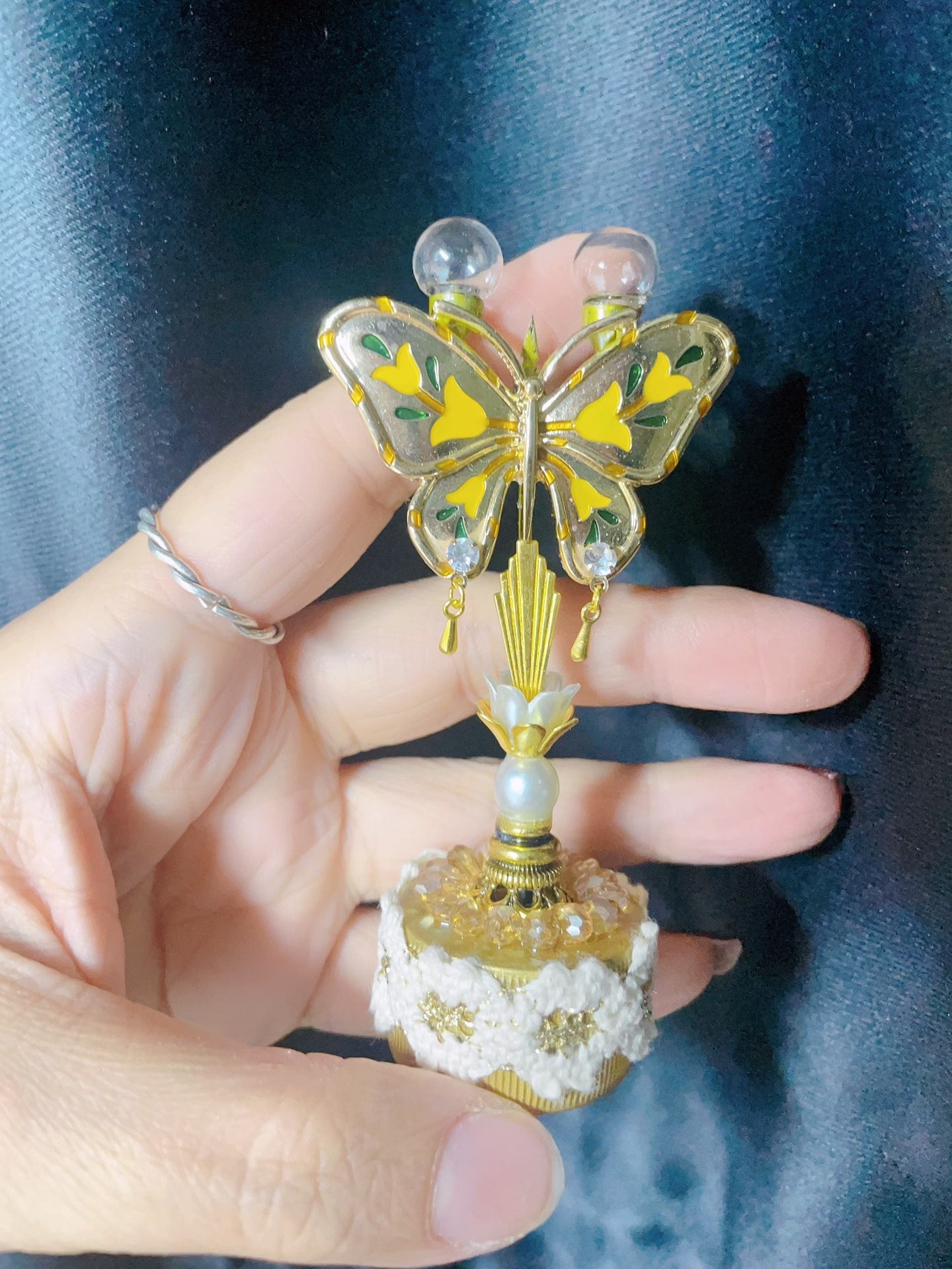Lámpara de pie de mariposa vintage a escala 1:6, iluminación para casa de muñecas en miniatura con control remoto