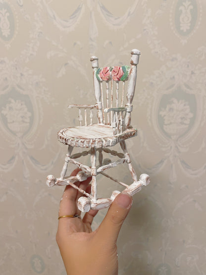 Mecedora vintage blanca a escala 1:6, muebles de casa de muñecas en miniatura para muñeca Blythe