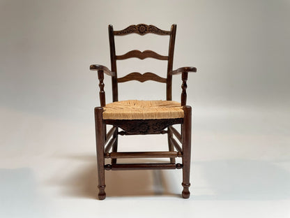 1:12 Scale Miniature Wooden Stool Height 15.5cm Seat Height 7.2cm Dollhouse Furniture