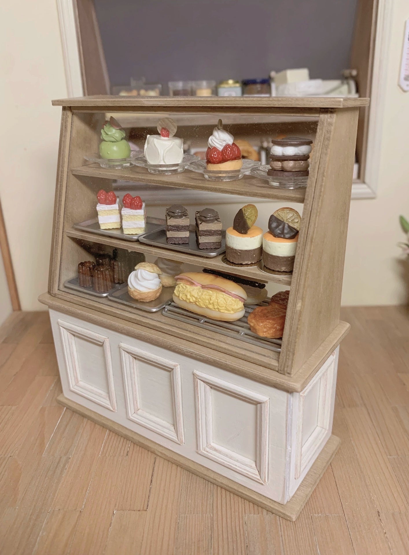 1:6 Scale Wooden Bakery Display Cabinet Miniature Dollhouse Furniture For Dessert Shop