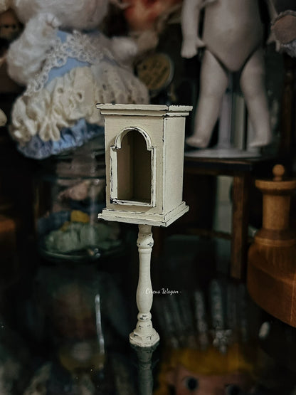 1:12 Scale Miniature Storage Shelf Ivory White Distressed Finish Dollhouse Furniture