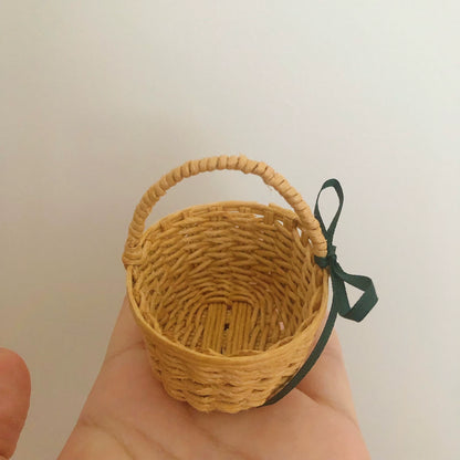 1:6 Scale Handmade Woven Picnic Basket Miniature Dollhouse Accessory