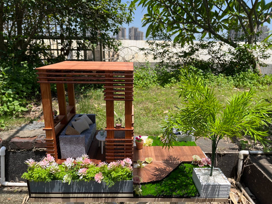 Casa de muñecas en miniatura a escala 1:12 con escena de jardín de vacaciones de verano