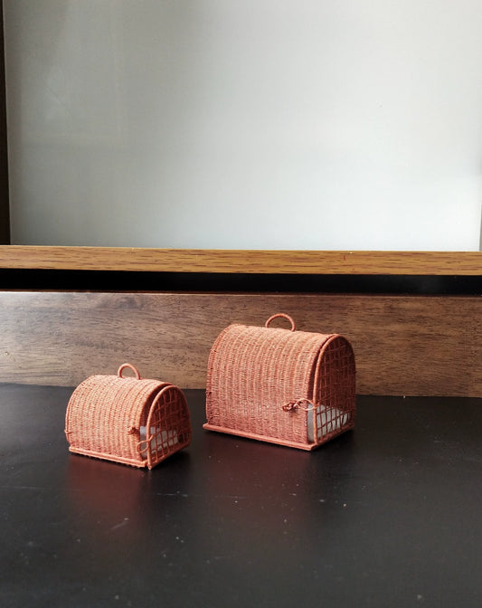 1:12 Scale Miniature Woven Pet Basket Dollhouse Accessory For Cats And Dogs