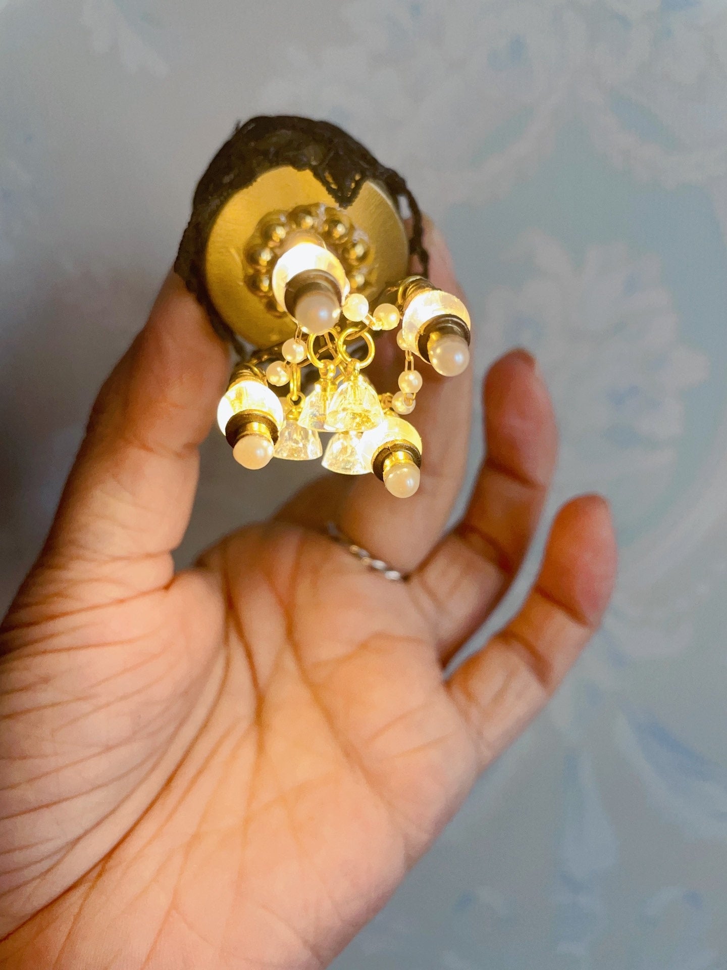 Lámpara de control remoto inalámbrica para casa de muñecas en miniatura a escala 1:12, accesorios para muñecas Blythe