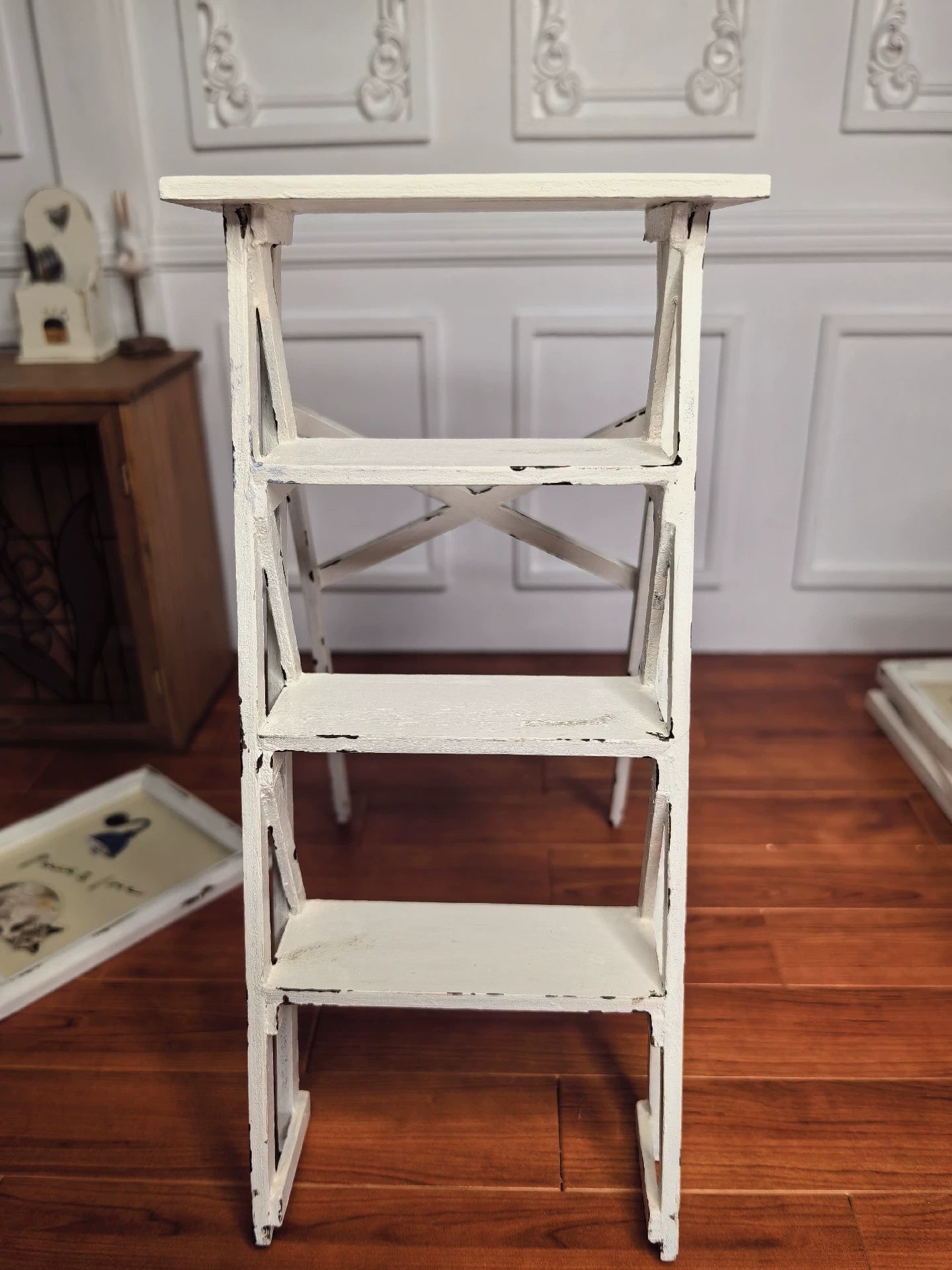 1:6 Scale Foldable Ladder Miniature Furniture White Distressed For BJD Blythe Dollhouse