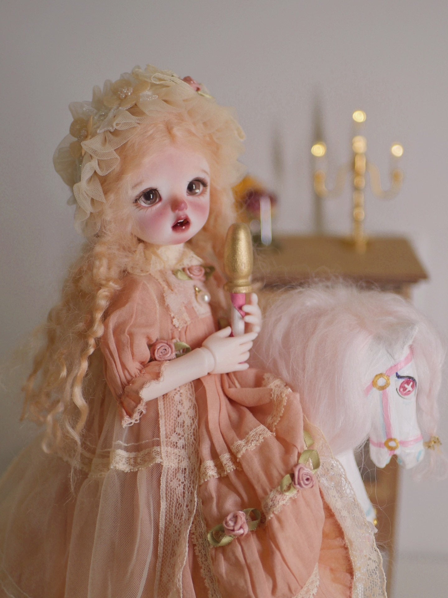 1:6 Scale Blythe Doll Stand Rotating Carousel Miniature Dollhouse Accessory
