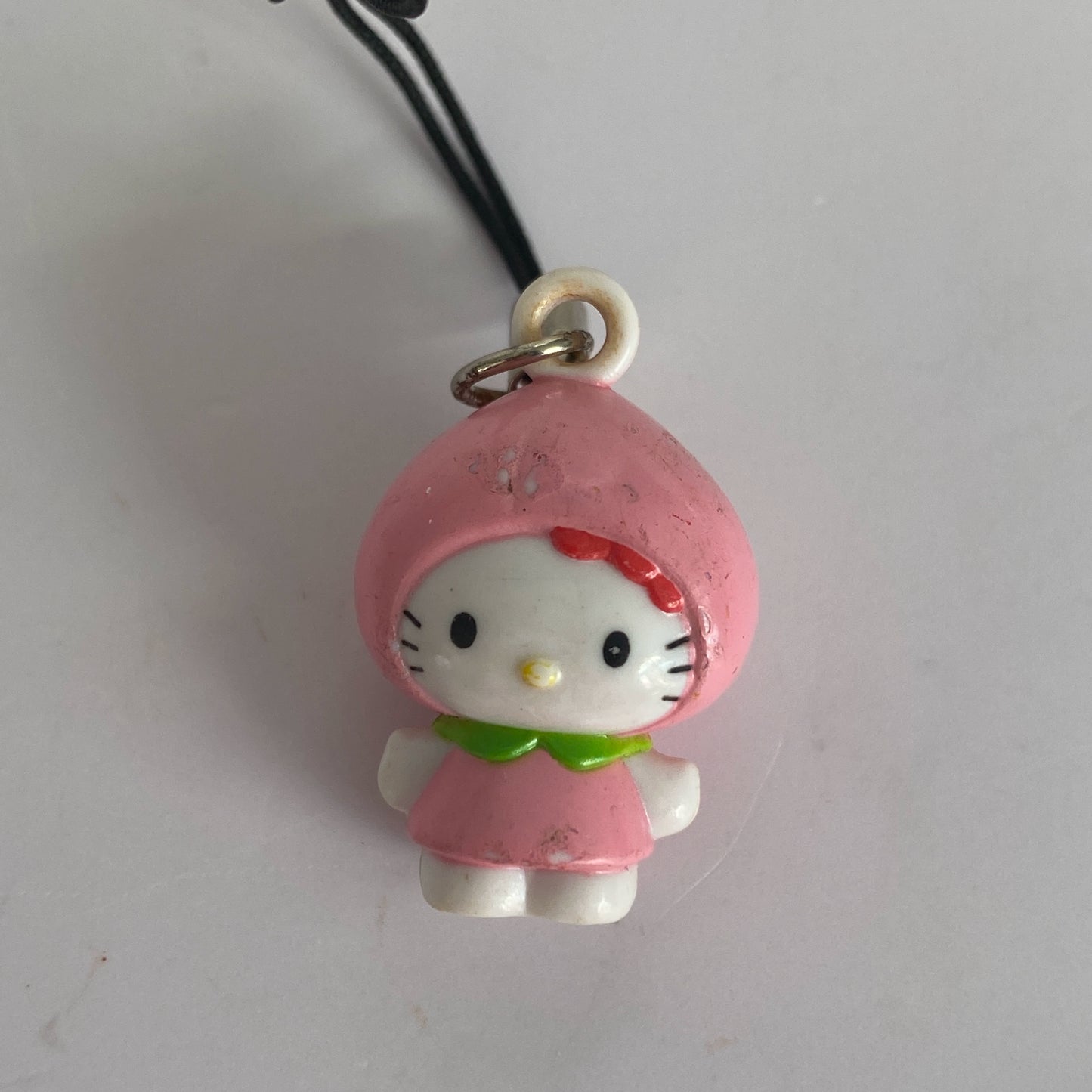 Accesorios para casa de muñecas en miniatura a escala 1:12, juego de comida de Hello Kitty, colgante para teléfono, colección defectuosa