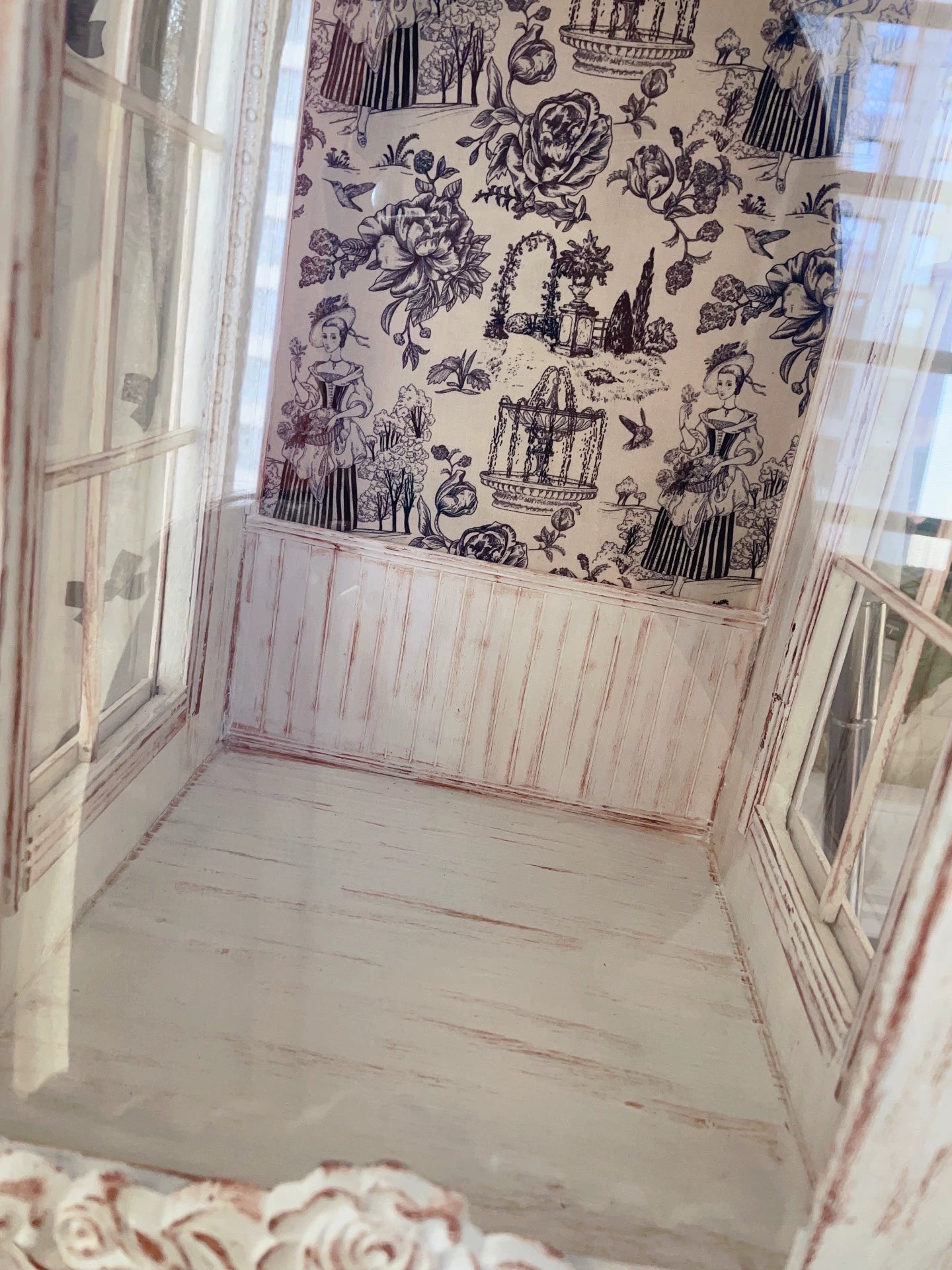 Vitrine miniature pour maison de poupée Blythe, échelle 1:6, motif rose rétro