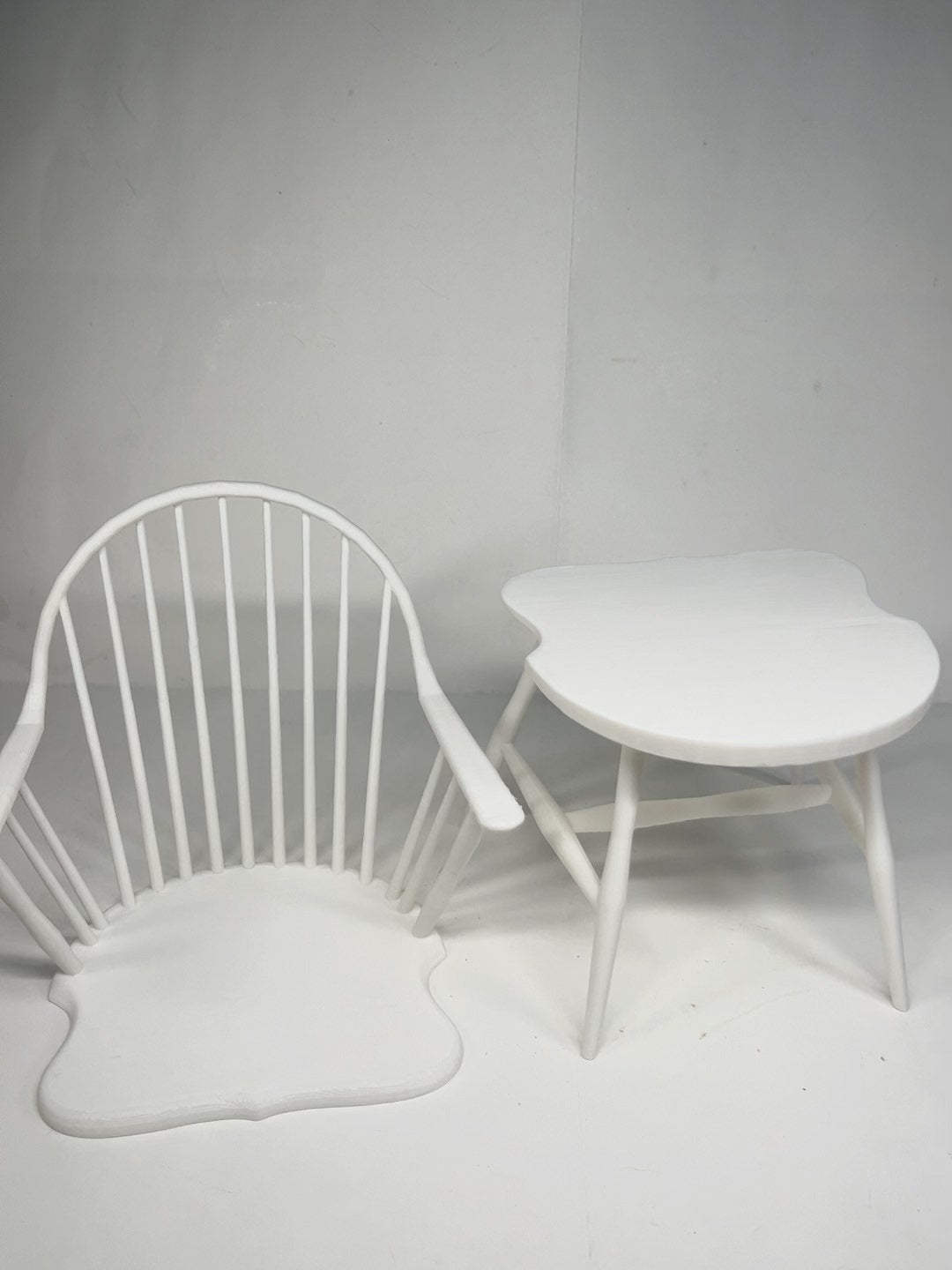 Sillón individual estilo Windsor a escala 1:6, muebles para casa de muñecas en miniatura