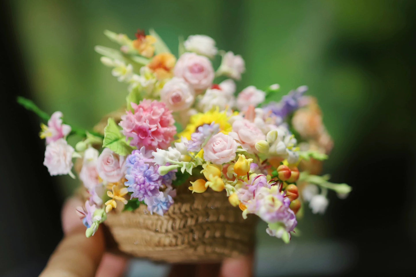 1:12 Scale Miniature Clay Flower Basket Dollhouse Accessory