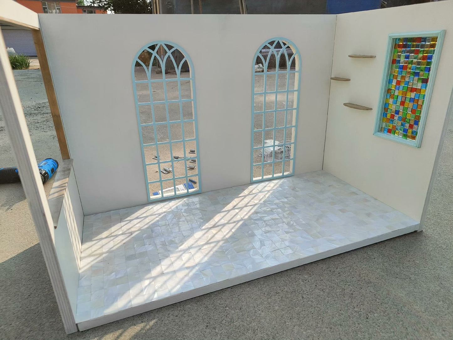 Vitrina de casa de muñecas en miniatura a escala 1:12