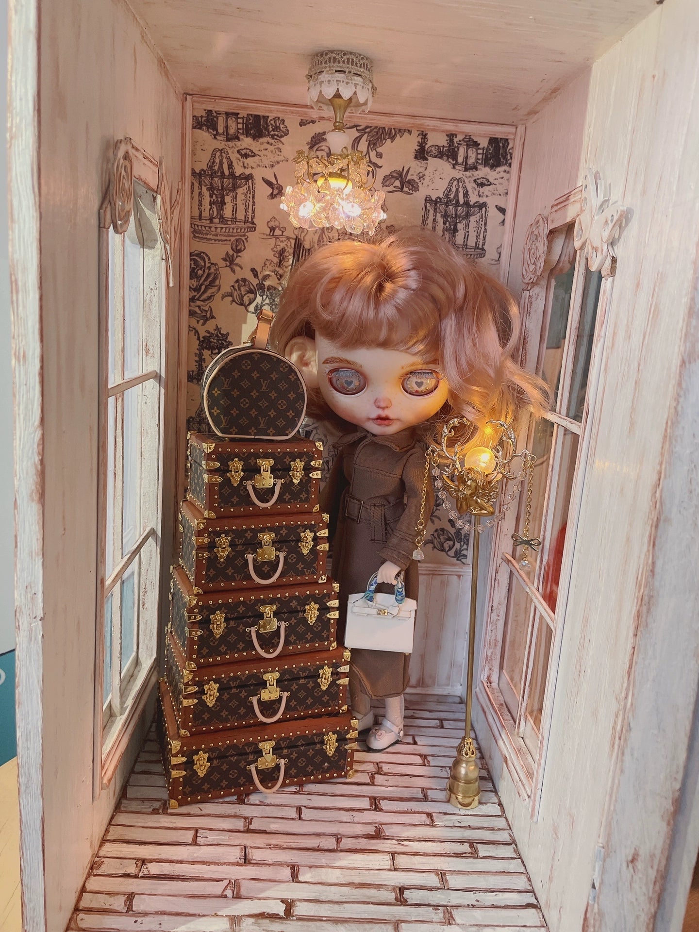 Boîte tour miniature pour maison de poupée à l'échelle 1:6