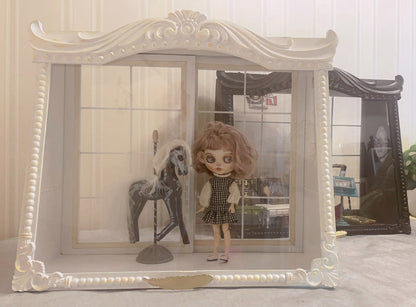 Vitrina blanca a escala 1:12, muebles en miniatura para casa de muñecas, ideal para colección de muñecas.