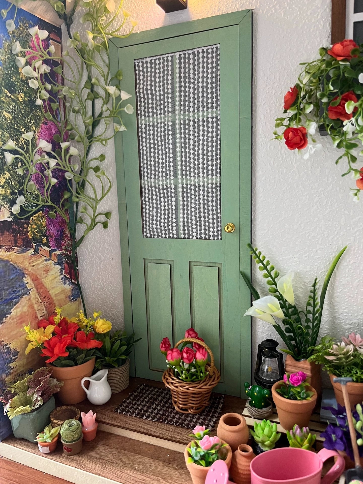 1:6 Scale Front Garden Miniature Dollhouse