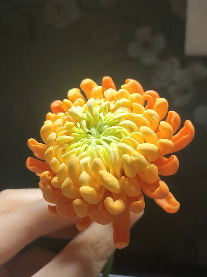 1:12 Scale Handmade Clay Chrysanthemum Miniature Dollhouse Decor