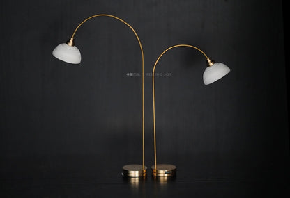 Lampe de sol miniature pour maison de poupée, échelle 1:12, avec éclairage, accessoires de scène GSC, meubles miniatures à l'échelle 1:10 et 1:8
