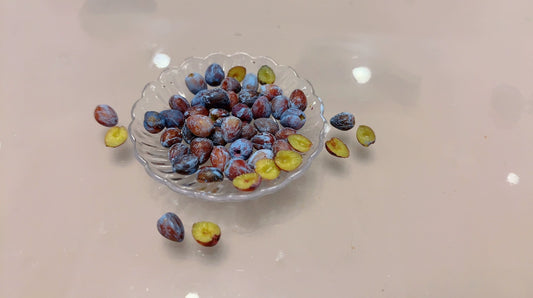 1:12 Scale Soft Clay Miniature Plums For BJD OB11 Dollhouse Accessories