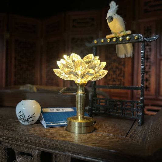 Maison de poupée à l'échelle 1:6, scène de sanctuaire bouddhiste chinois antique avec lampe Lotus et meubles miniatures