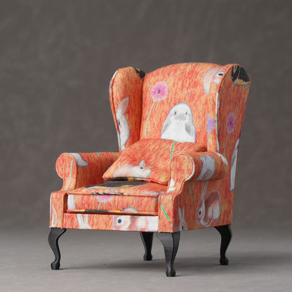 Fauteuil antique miniature à l'échelle 1:6 pour maison de poupée