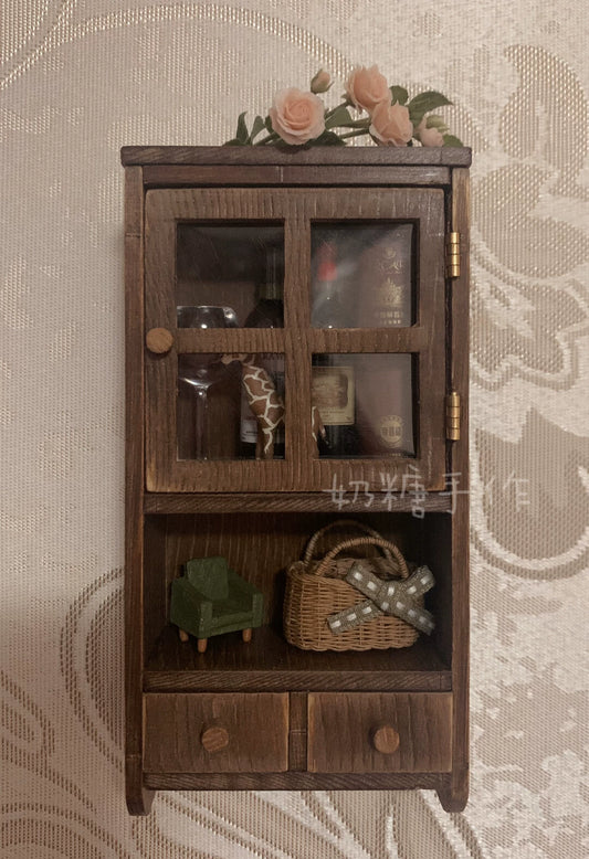 1:6 Scale Vintage Distressed Hanging Cabinet Miniature Dollhouse Furniture For Blythe Dolls