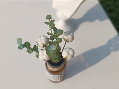 Hojas de eucalipto y flores de algodón en miniatura de arcilla a escala 1:12, accesorios de exhibición para BJD