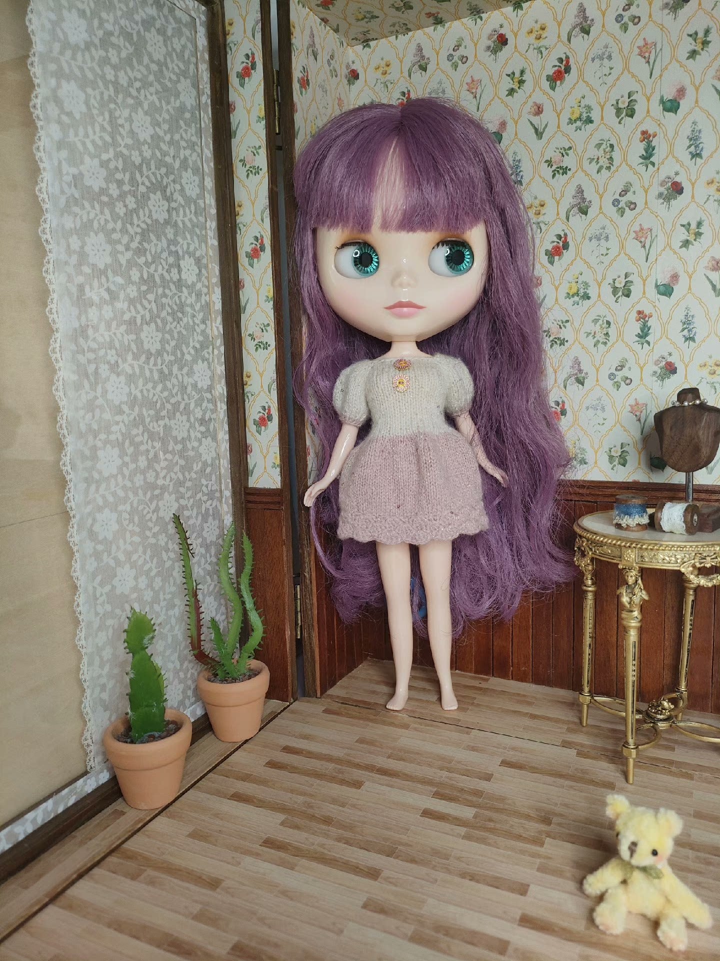 1:12 Scale Acrylic Doll Storage Box For Miniature Dollhouse Furniture 2 BJD Dolls Display Case
