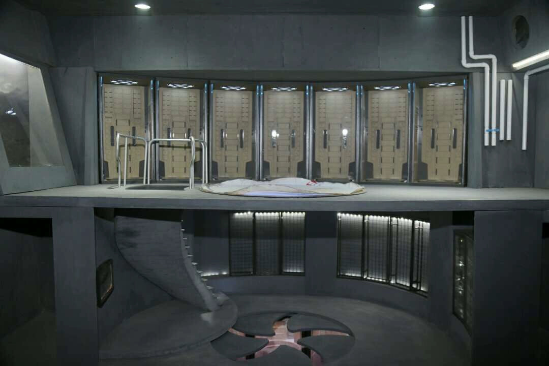 1:6 Scale Iron Man Batman Custom Miniature Scene
