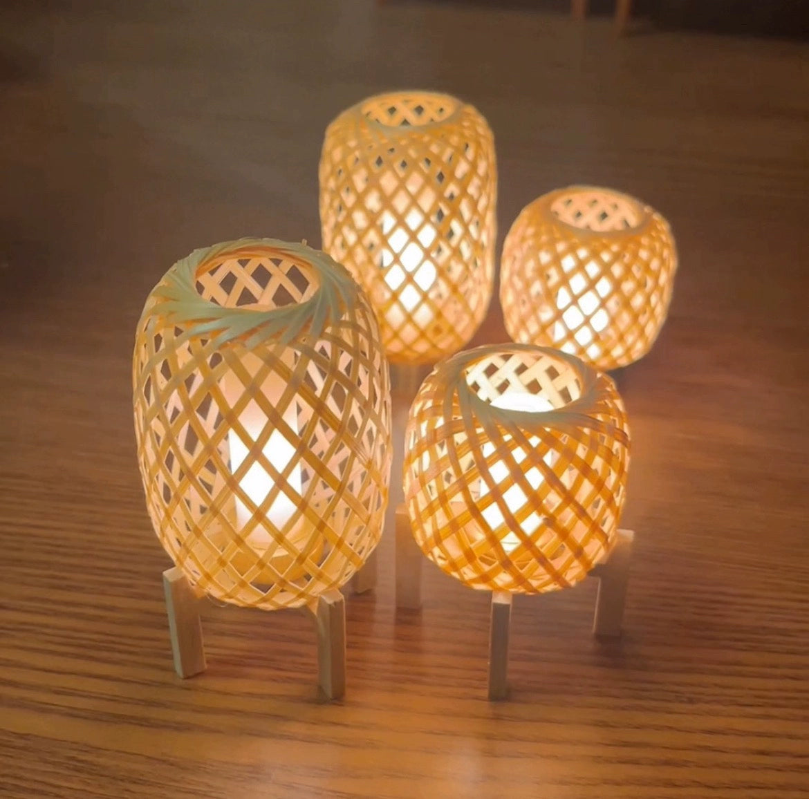 Lampe de table miniature Wabi Sabi en bambou, style japonais, faite à la main, échelle 1:6, éclairage pour maison de poupée avec fonction d'éclairage