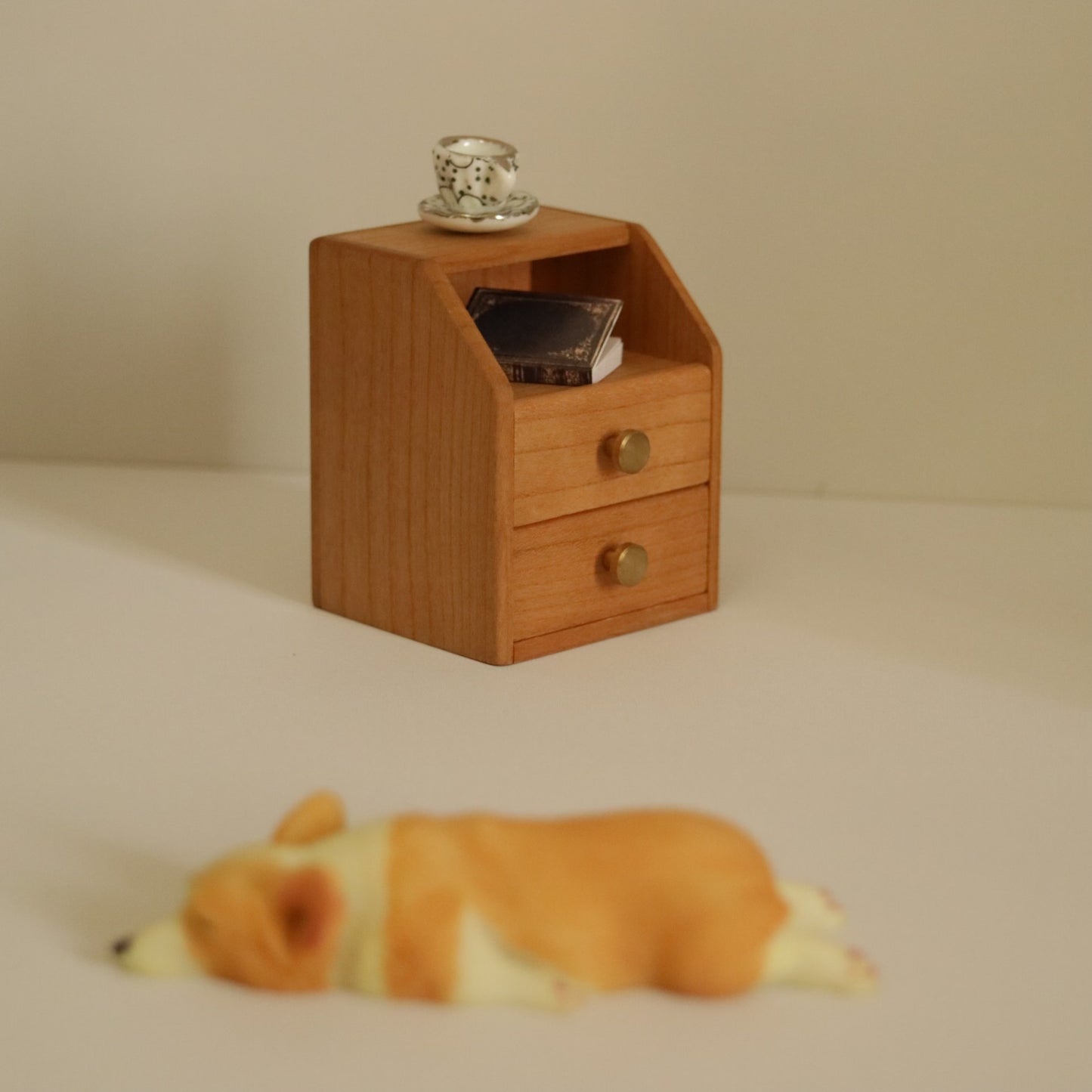 Mesita de noche de madera a escala 1:6, mueble de casa de muñecas en miniatura para Blythe BJD Ob11